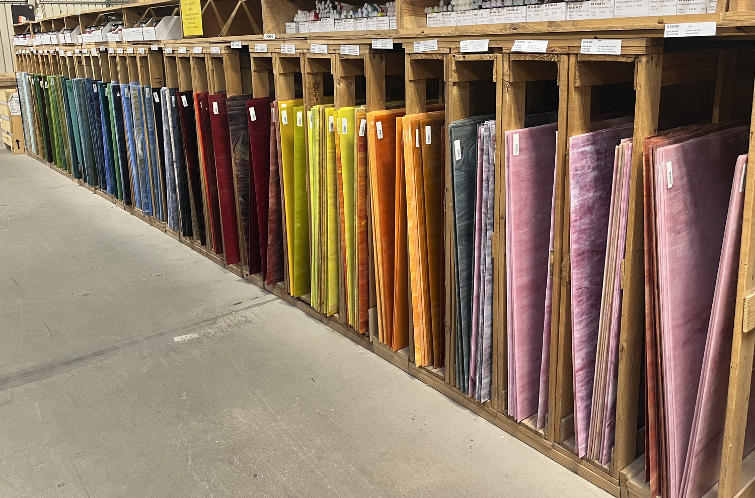 Glass aisle