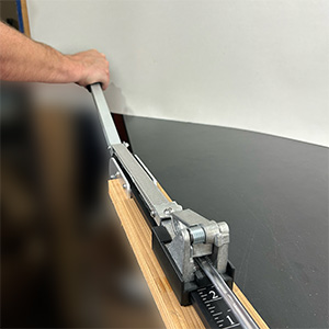 Creator’s Lead Stretcher in use