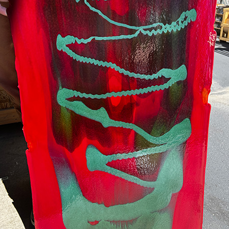 Poison Apple (Dark Red/ Steel Jade Double Rolled Fusible 90 COE) photo