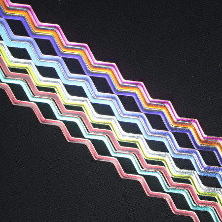 Primary Colors Dichroic on 3 mm Clear Firestrip 90 COE 16 in. long link