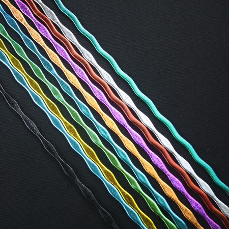 Natural Wavy Dichroic on Black Firestrip 90 COE 16 in. long link