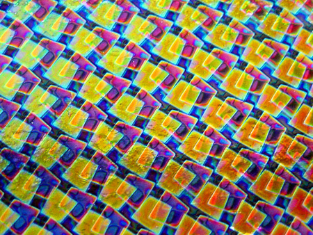 Thin Clear - Box 1 Pattern (1/4 in. boxes) Dichroic 90 COE link