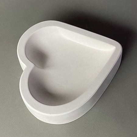 Heart Vertical Paperweight Mold - 6.5 x 6 x 2 in. link