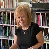 Nadine  Booth